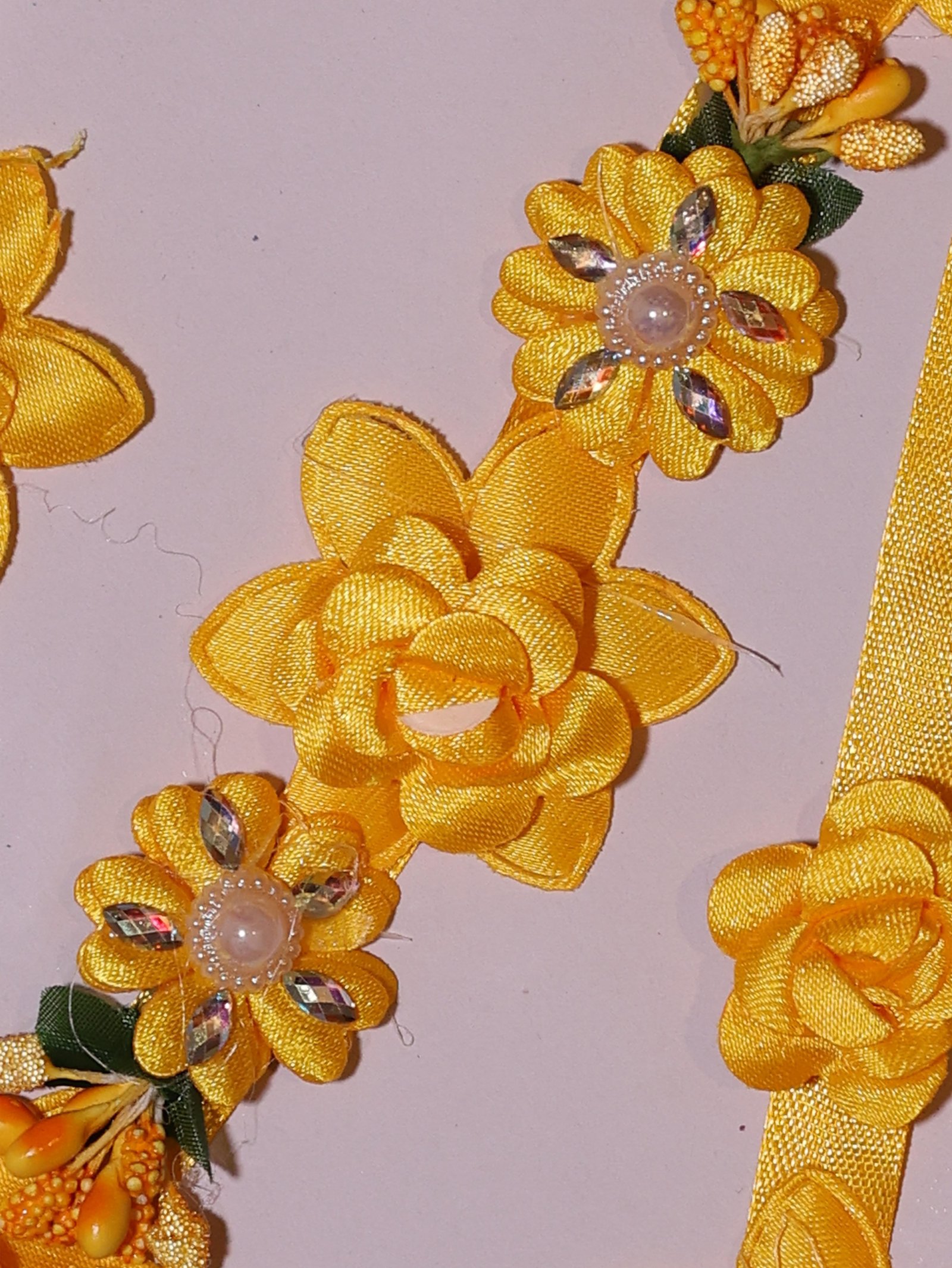 Haldi Queen Floral Jewellery Set - Image 5